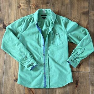 RW&CO. Men's Long-Sleeve Button-Down Shirt in Mint Green with Contrast Trim